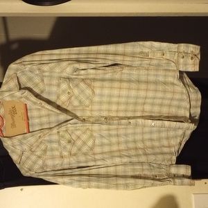 Wrangler Button Up Shirt